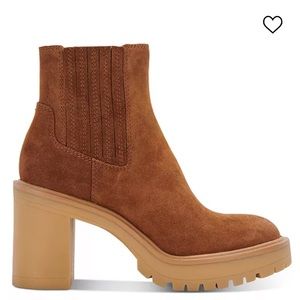 Dolce Vita Celia Caramel Suede Bootie never worn Size 6.5